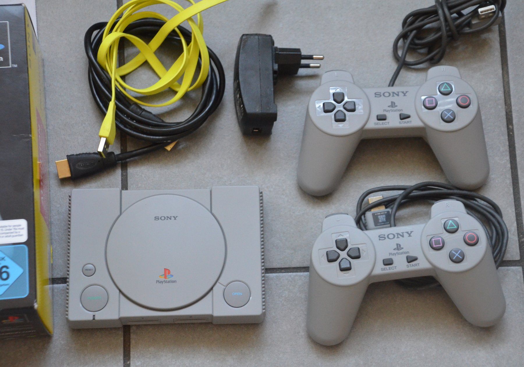 Sony Konsolen: PSX Sony PlayStation Classic Mini – Gebraucht aus Collonges von arashee 1