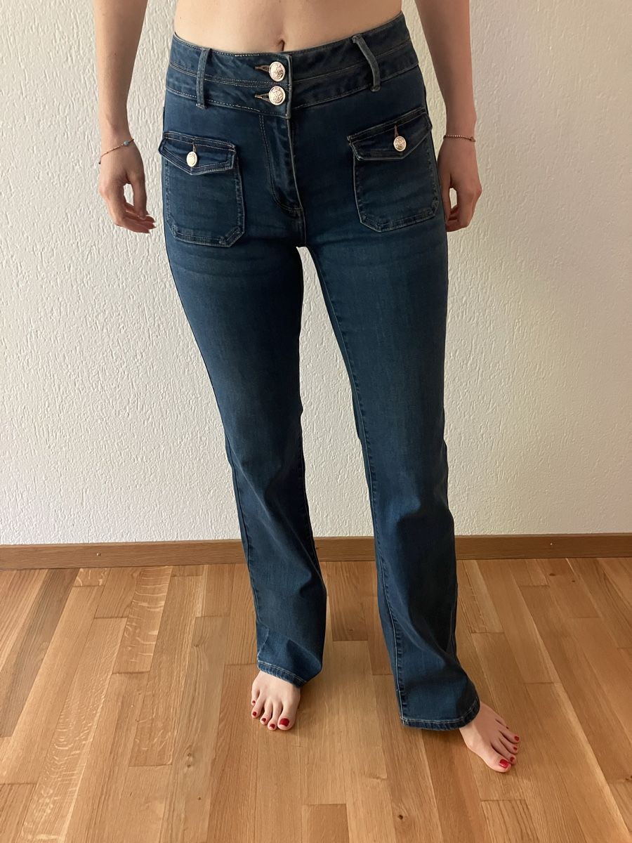 Morgan Jeans: Morgan Bootcut Jeans, Gr. 38, neu mit Etikett – Nuovo e nell'imballaggio originale da Bern venduto da and_d5mk