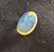 Opal facettiert oval 8 mm 