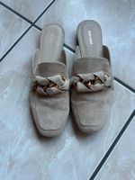 Une paire de chaussures