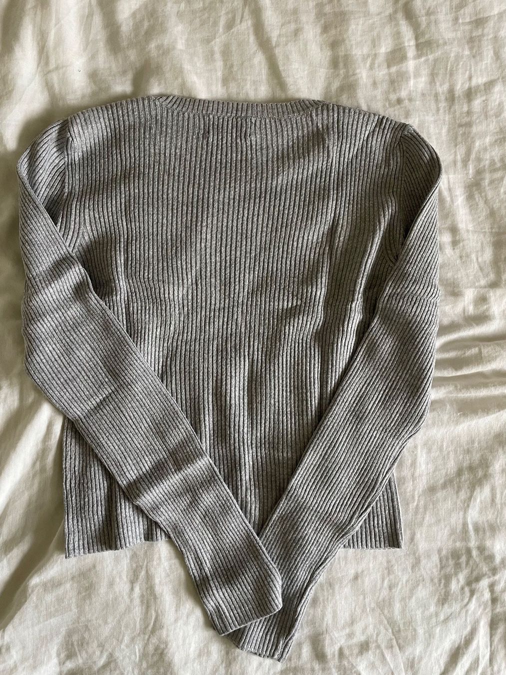 Top: Pull&Bear Pull fin gris côtelé, taille M – Usato da Biel/Bienne venduto da lisalrh 2