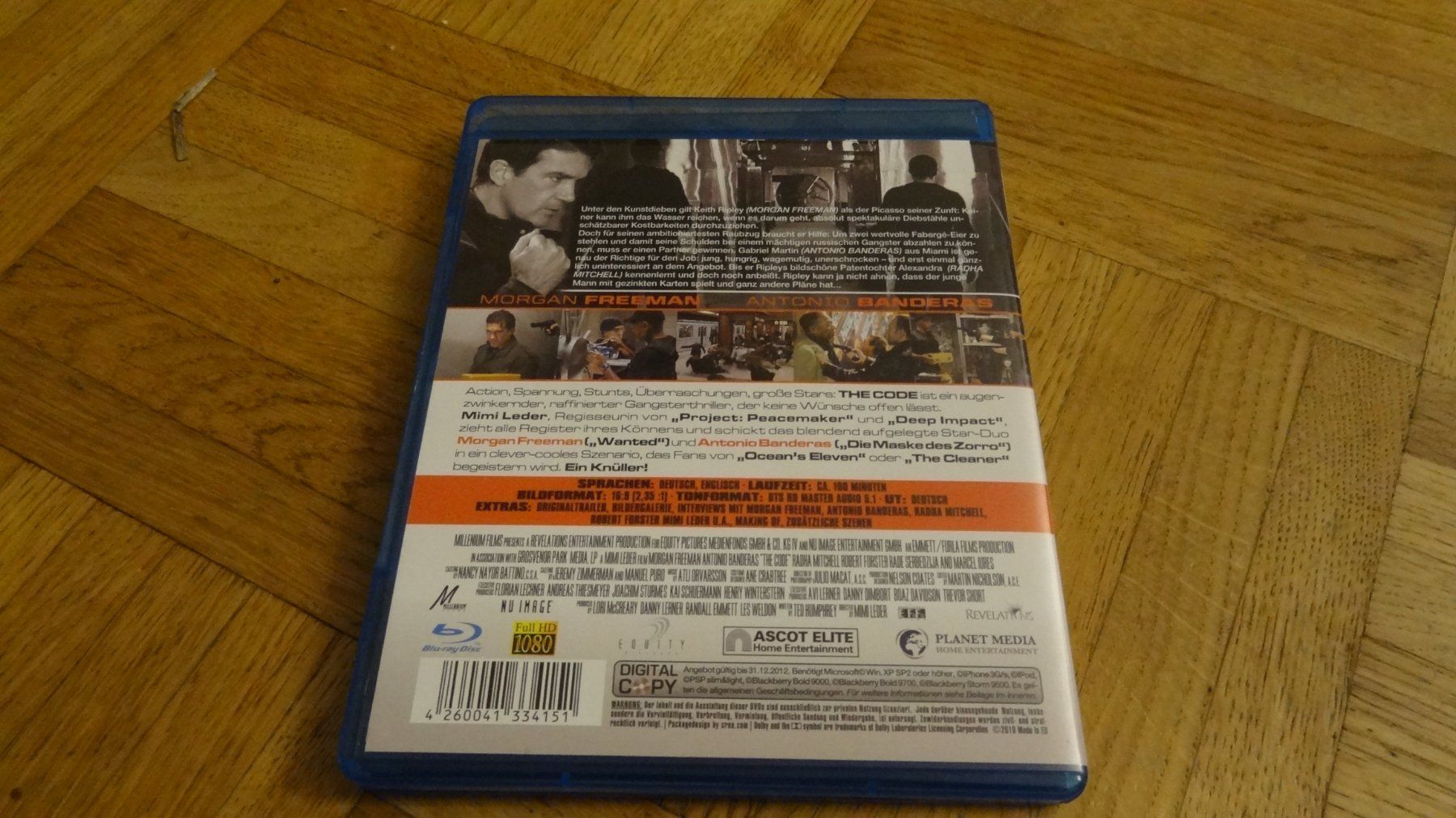 Tous les DVDs: The Code BLU-RAY – D'occasion à Olten par Disc-Verkauf 2