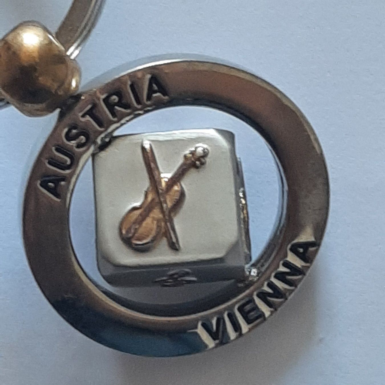 Portachiavi: Porte-clé Austria Vienna – Nuovo e nell'imballaggio originale da Carouge GE venduto da cecob0909 3