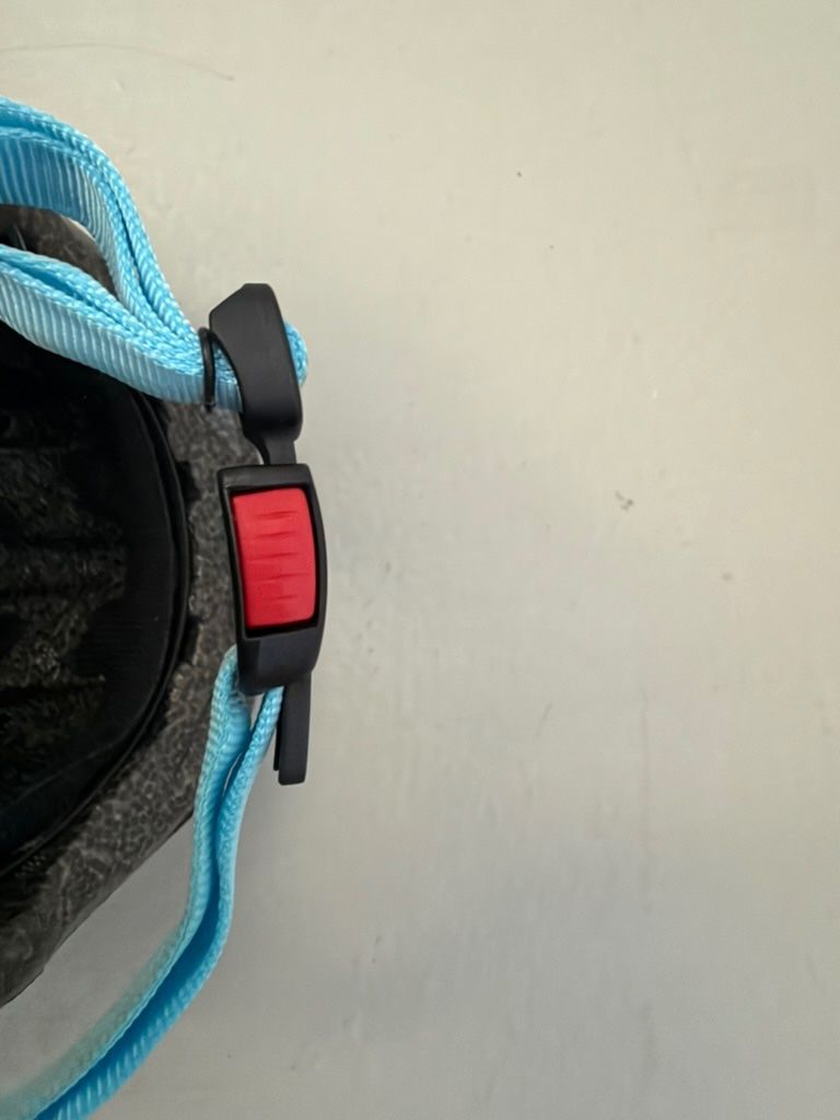 Helme: Fahrradhelm 45-49 – Gebraucht aus Bubendorf von glitchCat 2