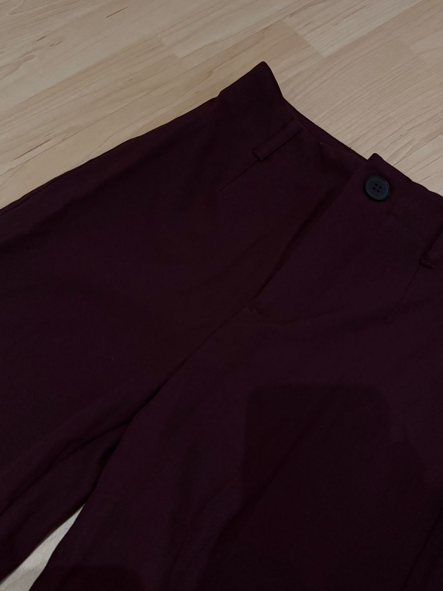 Bershka Hosen: Bershka Hose, Weinrot, Grösse 34 – Neu (gemäss Beschreibung) aus Tuggen von jess_gls06 1