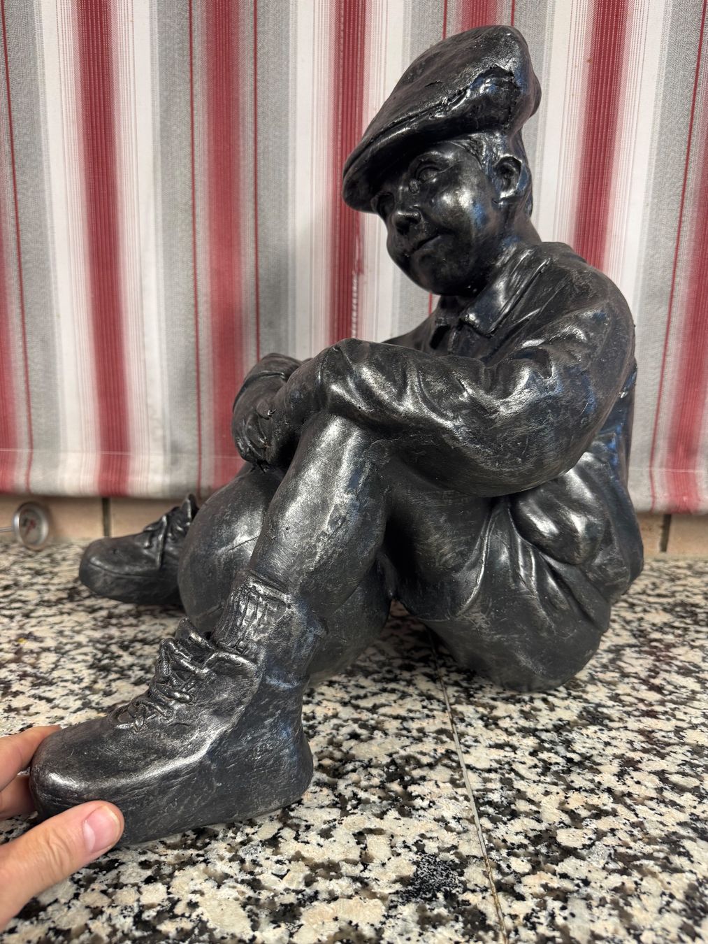 Tutte le decorazioni: Sitzender Knabe.   Tolle Ausstellungs-Figur – Usato da Winterthur venduto da sportdisco2 8