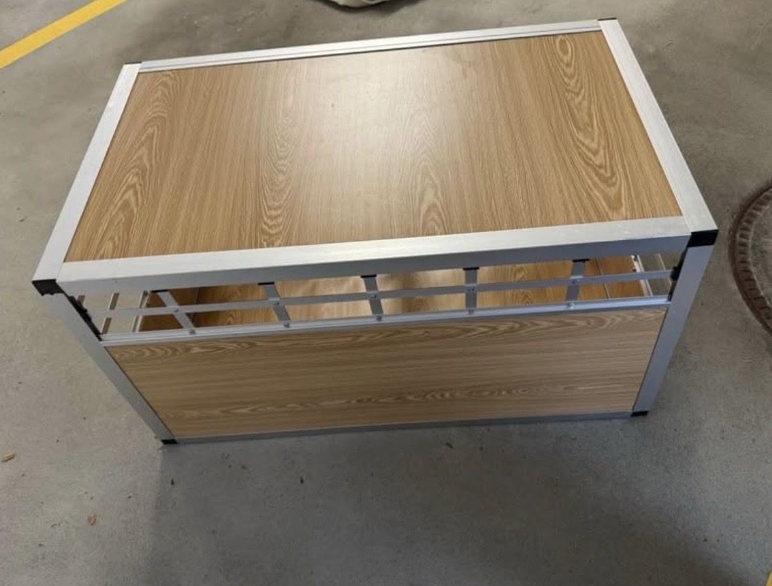 Gabbie, trasporto & Sicurezza: Grosse Hunde-Box – Usato da Meisterschwanden venduto da Scania78 5