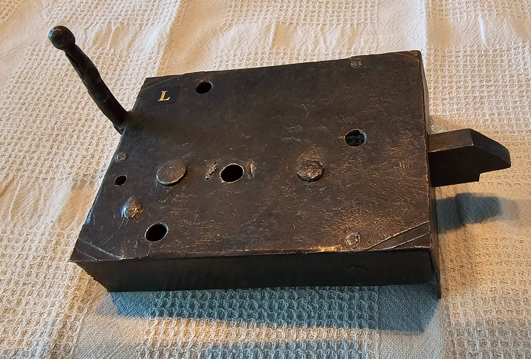 Cadenas: Antikes Türschnapper-Schloss ohne Drücker – D'occasion à Oetwil a.d. Limmat par grisilisi 1