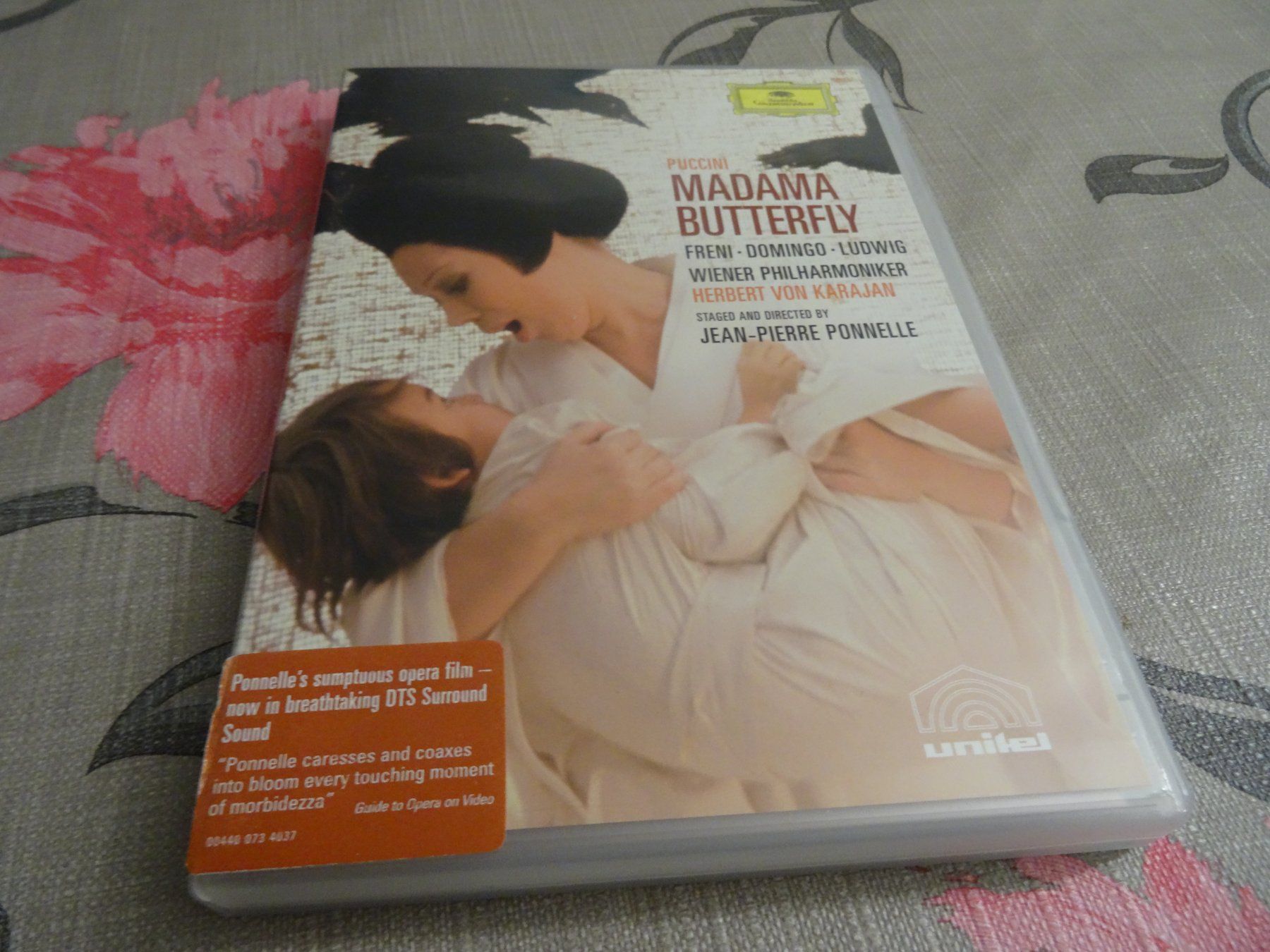 Tutti i DVDs: Puccini - Madama Butterfly - Karajan DVD OPER – Usato da Olten venduto da Disc-Ausverkauf