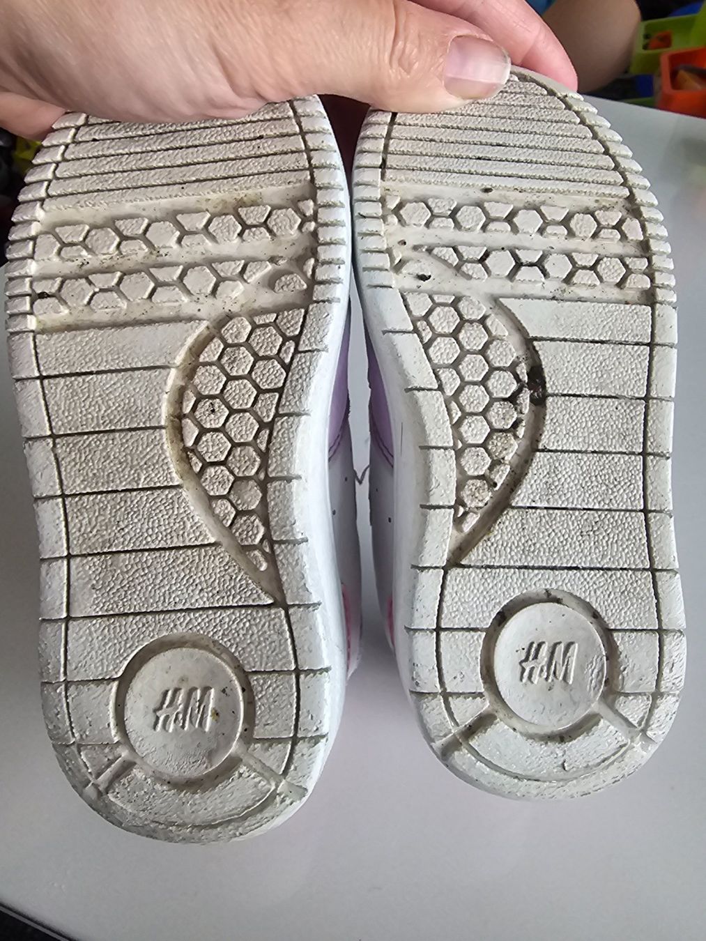 H&M Schuhe für Mädchen: Schuhe Sneakers grösse 23 – Gebraucht aus Unterentfelden von Panda-87 2