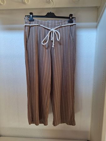 Leichte Sommerhose, Gr. M, gestreift, mit Kordel, top!