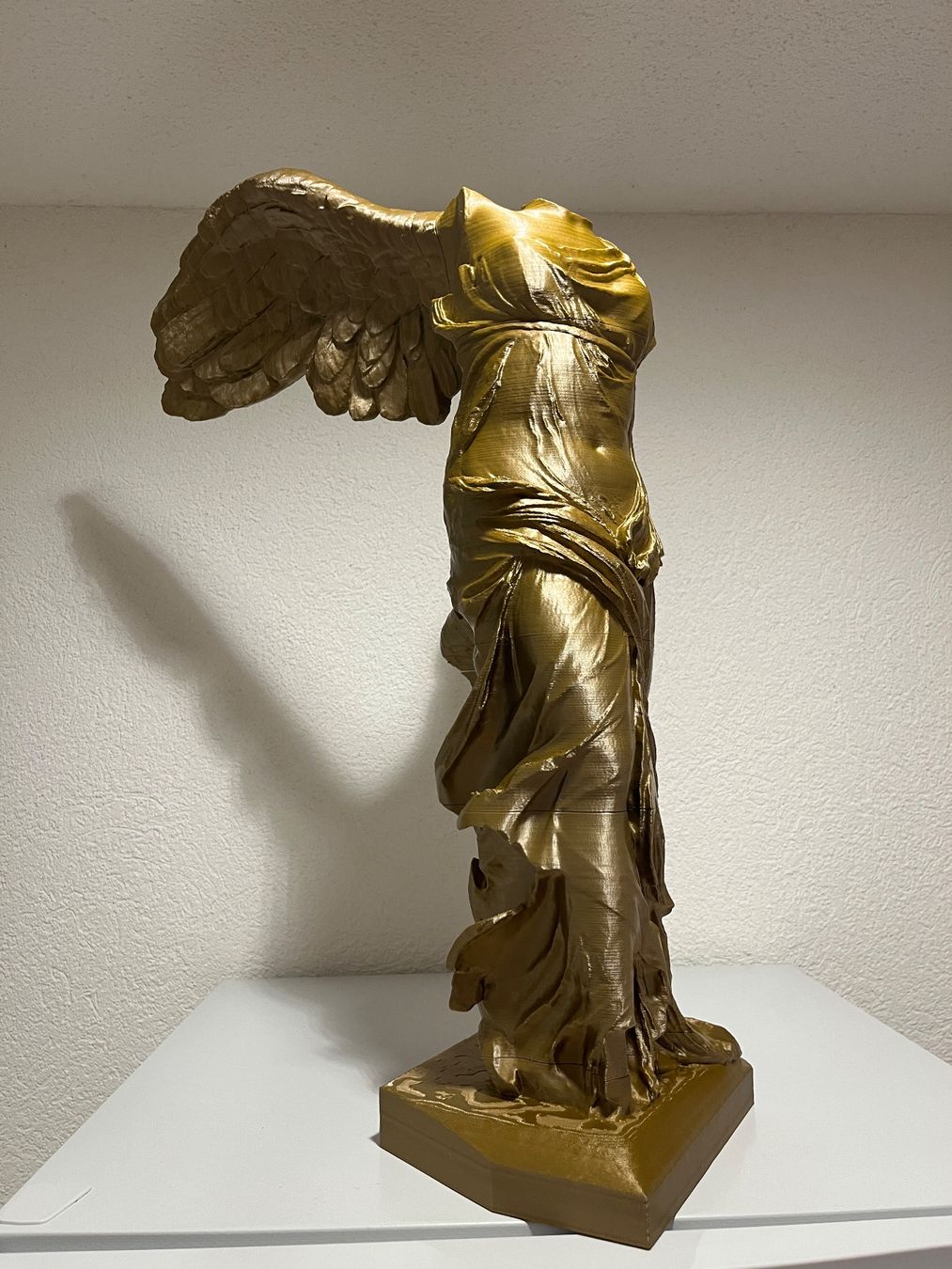Sculptures & Statues: Nike von Samothrake Statue / Skulptur – D'occasion à Ernetschwil par Thies.Ray 1