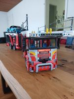 LEGO Technic Auto-Transporter mit Sportwagen.