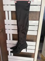 Zara Overknee Stiefel Schwarz Grösse 39 mit Etikett