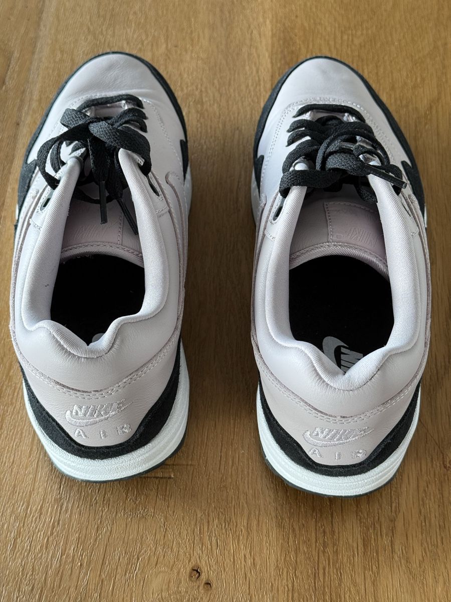 Nike Herrenschuhe: Nike Air Max 1, Gr. 42.5, Neuwertig – Neu (gemäss Beschreibung) aus Seengen von sash_m 2