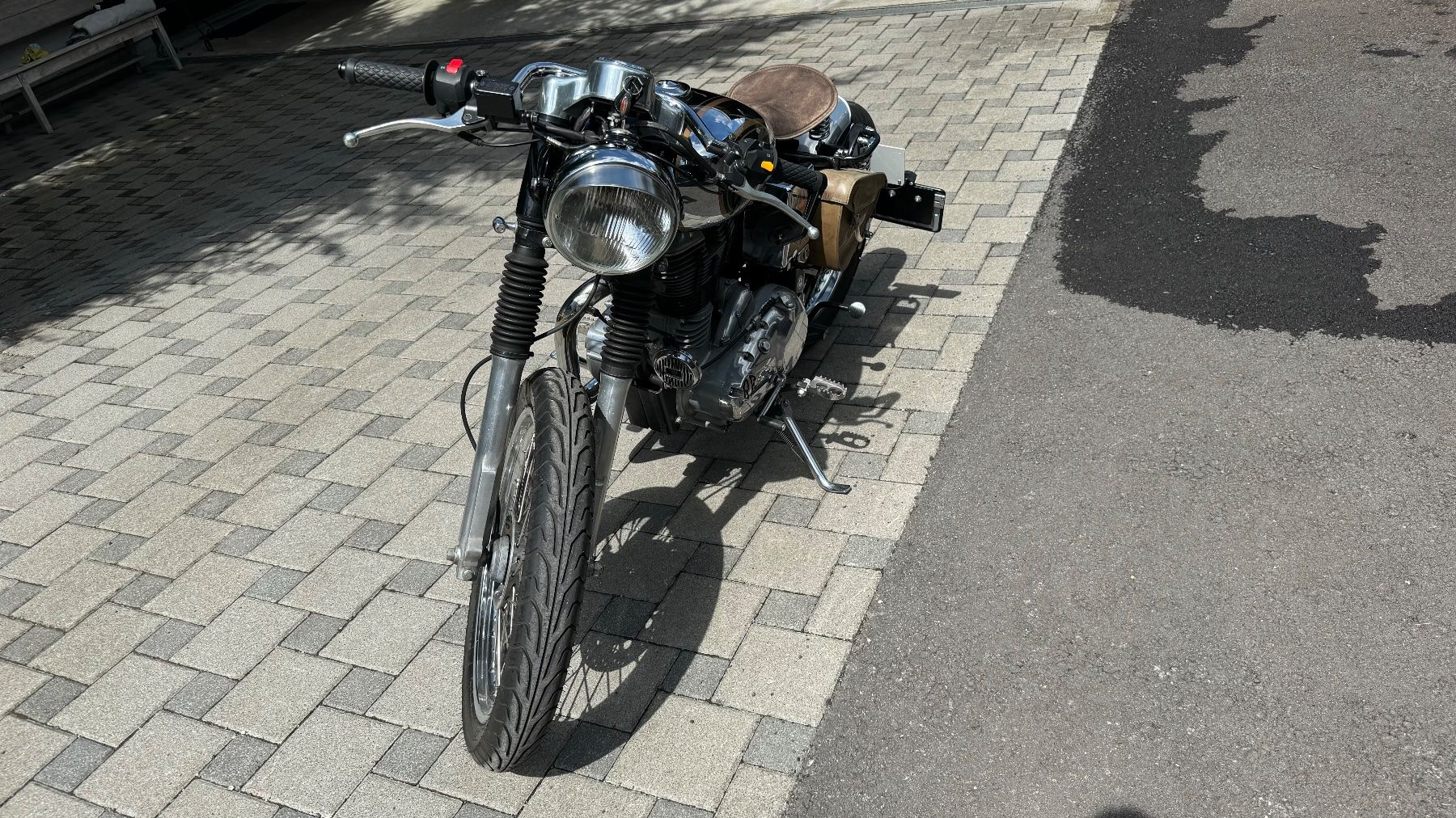 Royal Enfield Chopper: Motorrad ROYALE-ENFIELD Bullet EFI 500 – Usato da Aeschlen venduto da Cottage 1