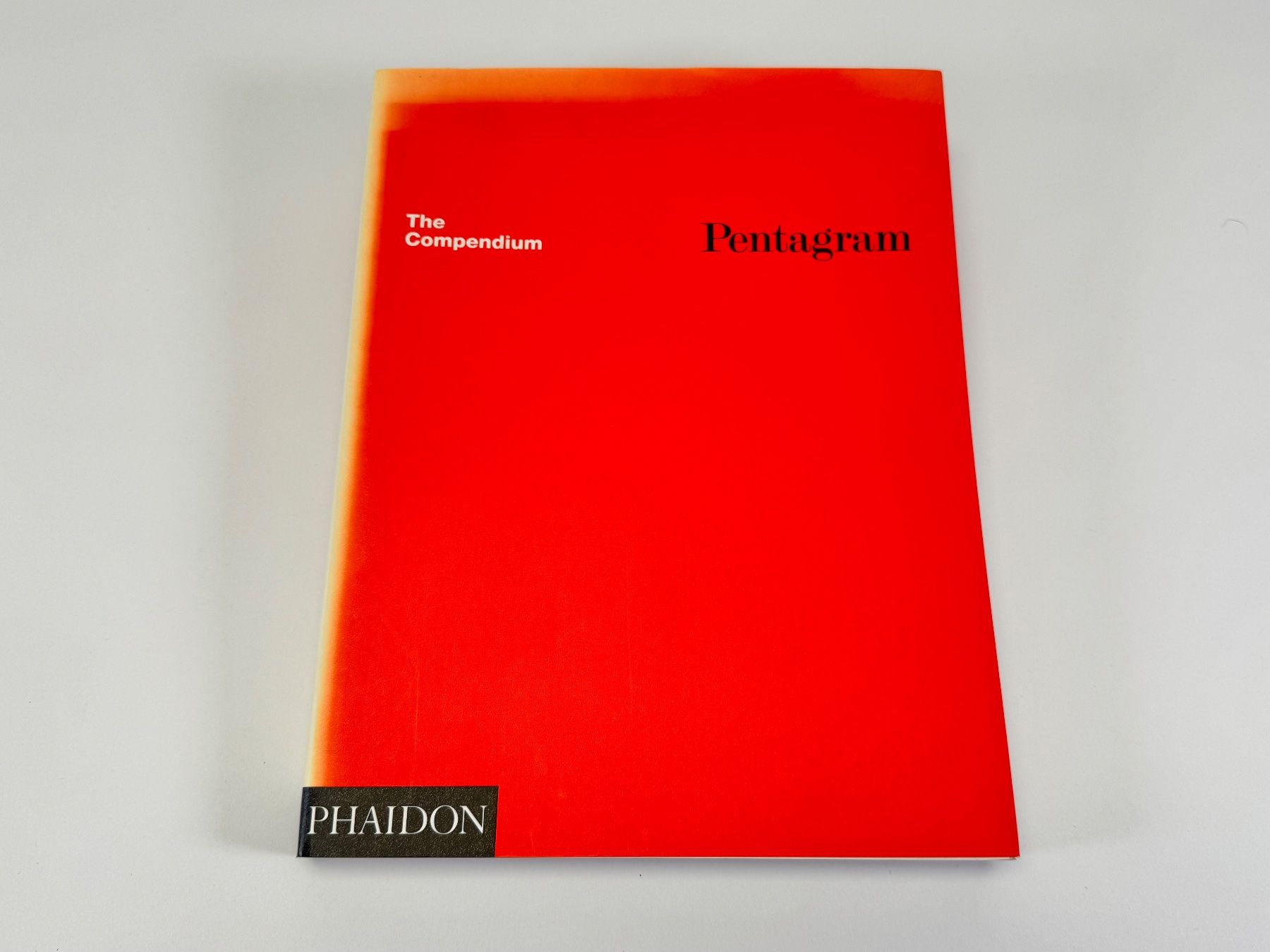 Libri: Pentagram: The Compendium – Designbuch von Phaidon – Usato da Winterthur venduto da Roli56 8