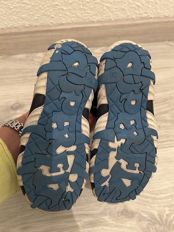 Superfit Schuhe für Jungen: Sandalen Superfit Grösse 30 – Gebraucht aus Winterthur von Snooki 2