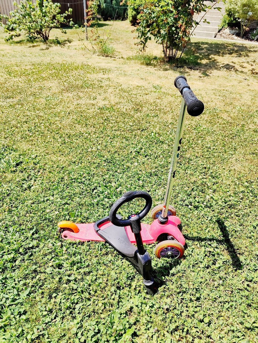 Micro Veicoli per bambini: Trottinette 3 roues rose Mini Micro état d'usage – Usato da Gletterens venduto da Pollet25 2