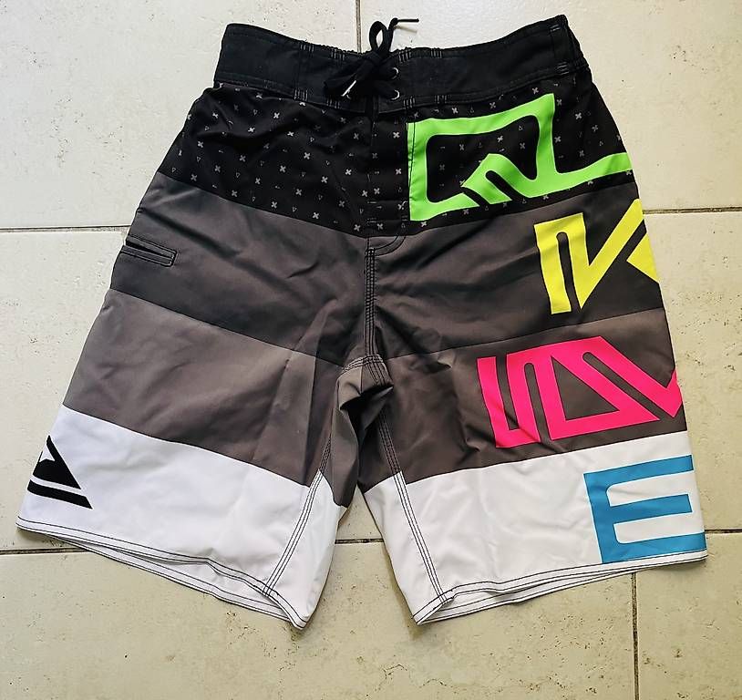 Costumi da bagno: Original QuickSilver Badeshorts S – Usato da Zürich venduto da kangi25