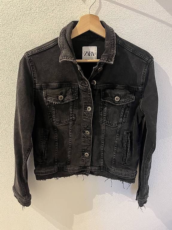 Giacche: Jean Jacket Zara Black – Usato da Zürich venduto da mik_7hwr