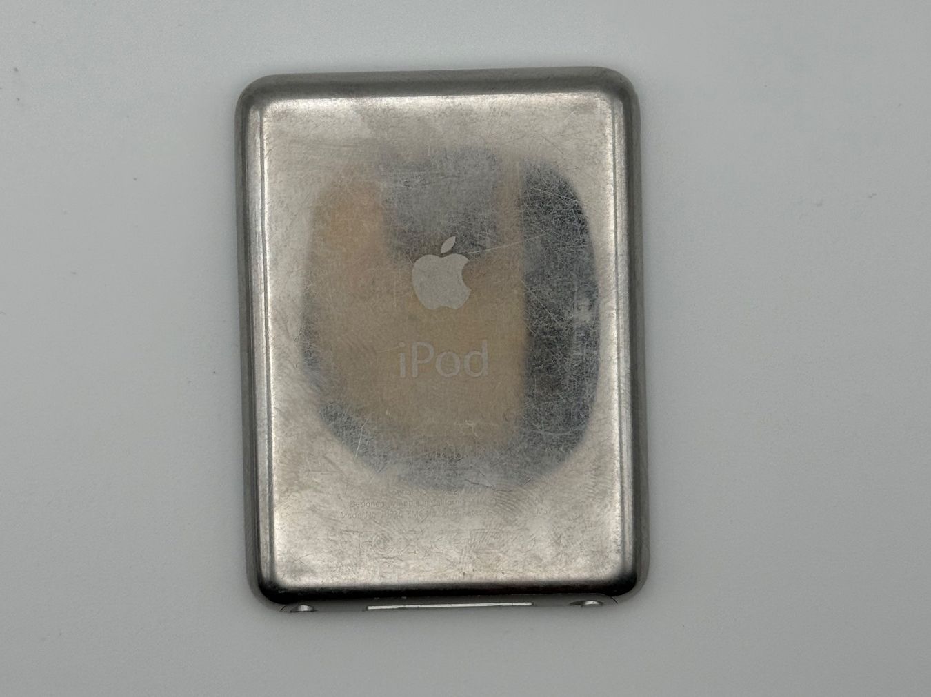 Apple Lettore multimediale portatile: Apple iPod Nano 3. Generation 4GB - Silber - Getestet – Usato da St. Gallen venduto da KumanekoDen 1