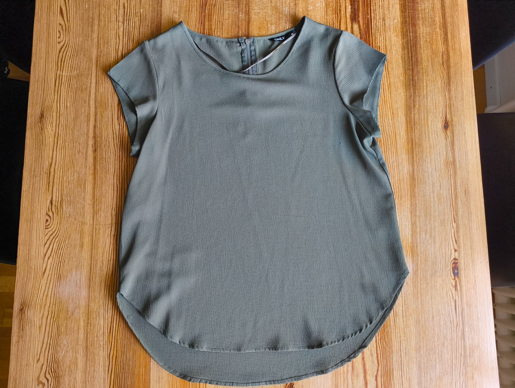 Vero Moda Camicette: Grüne Damen Bluse – Usato da Zürich venduto da san_7jn8