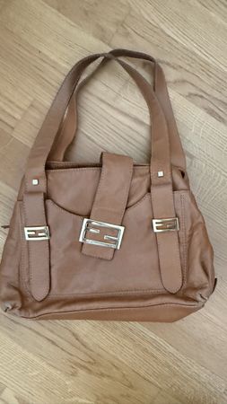 Fendi Handtasche Leder braun gebrauchter Zustand