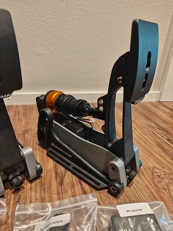 Controller: Sim-Lab XP1 Loadcell Pedale schwarz – Gebraucht aus Büren an der Aare von Ghost406 3