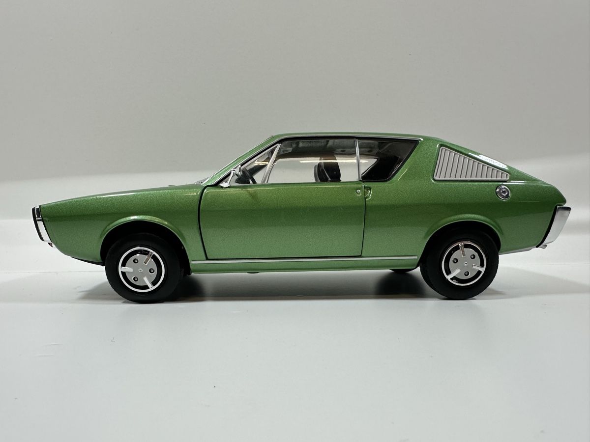 Solido Modellautos: Renault 17 TL 1:18, grün, SOLIDO – Gebraucht aus Zofingen von rf9_x2xt 2
