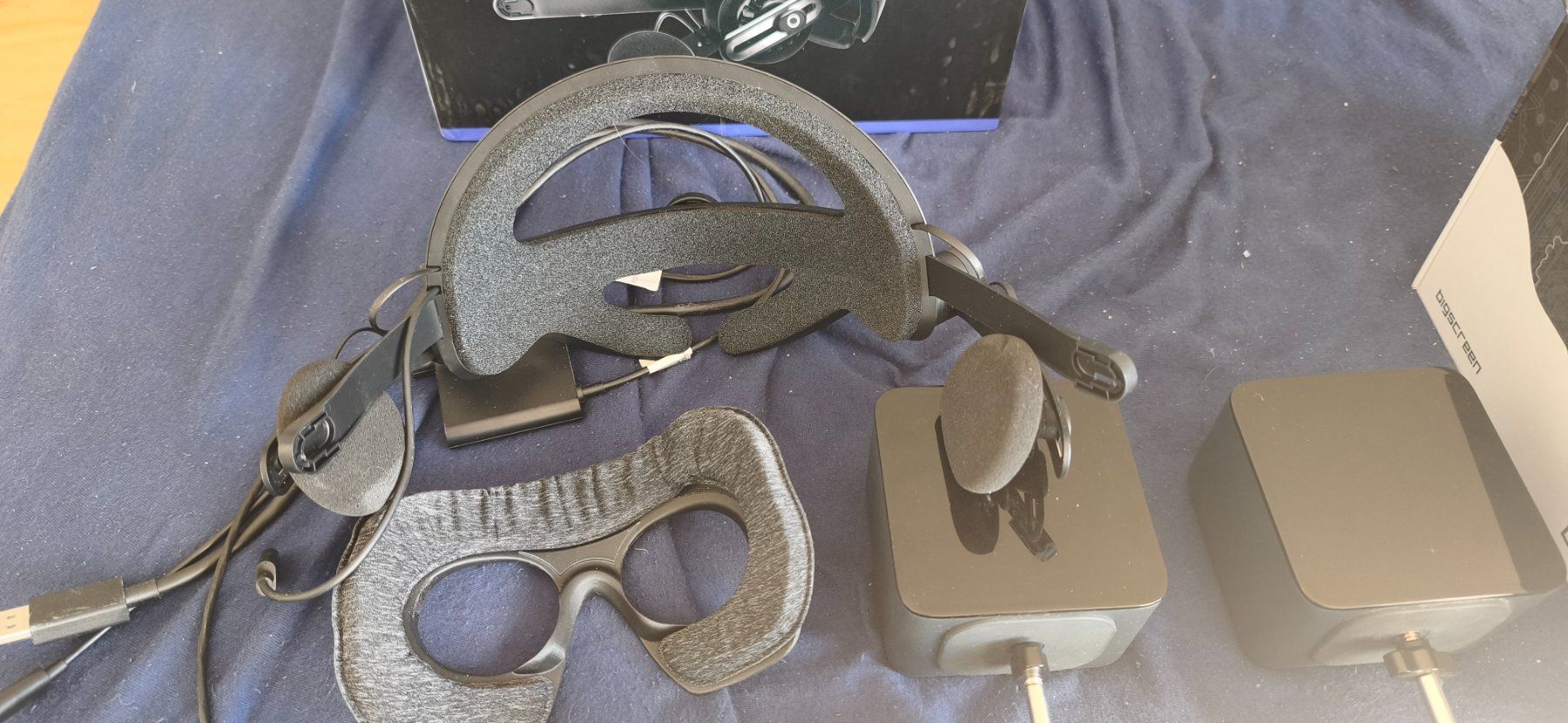 VR Brille: Bigscreen Beyond 2e Eyetracking mit Audio Strap und Basest. – Gebraucht aus Ittigen von andruuid 2