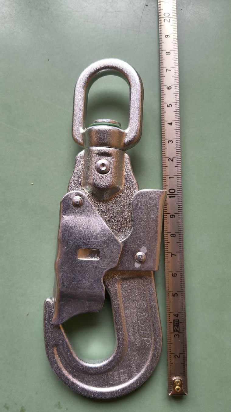 Attrezzatura da arrampicata: Neuwertiger Karabiner – Nuovo (secondo la descrizione) da Leimiswil venduto da Kallebulli