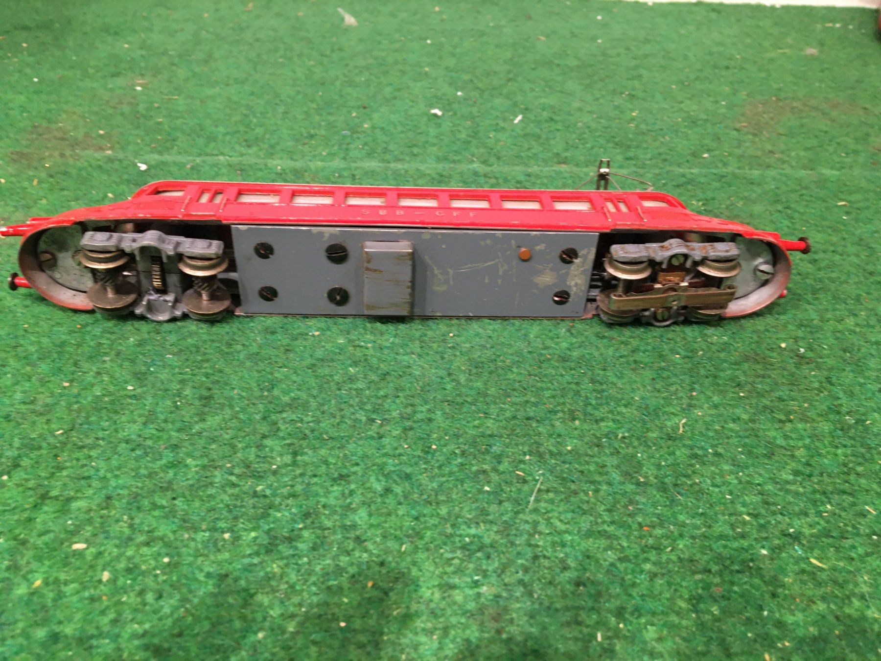Hag Modellini di ferrovie: HAG  Roter Pfeil – Usato da Binz venduto da Dsc1 4