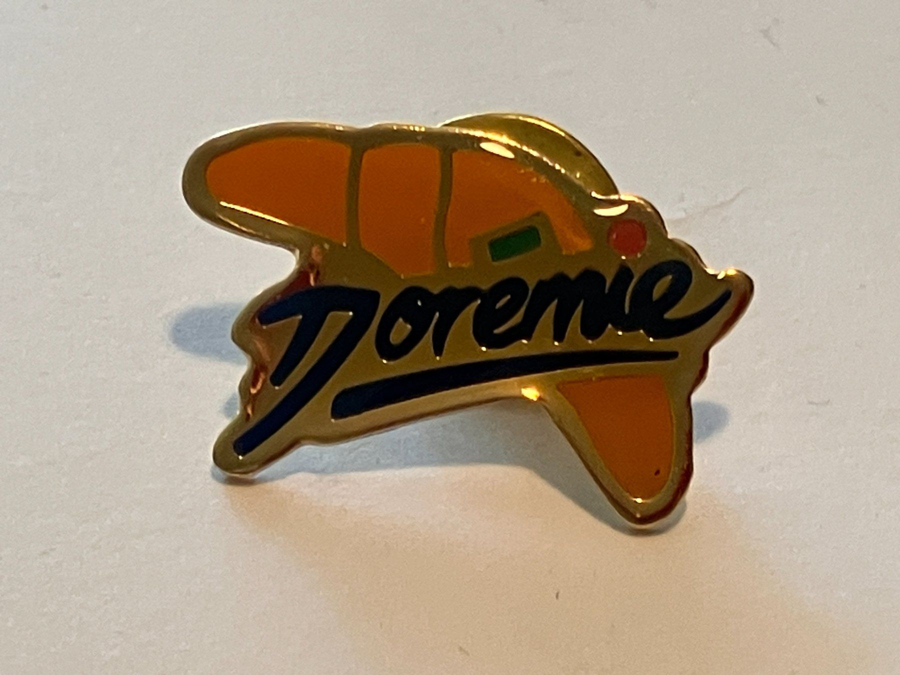 Placchette & Badge: 1 Pin Doremie – Usato da Basel venduto da djwwpp