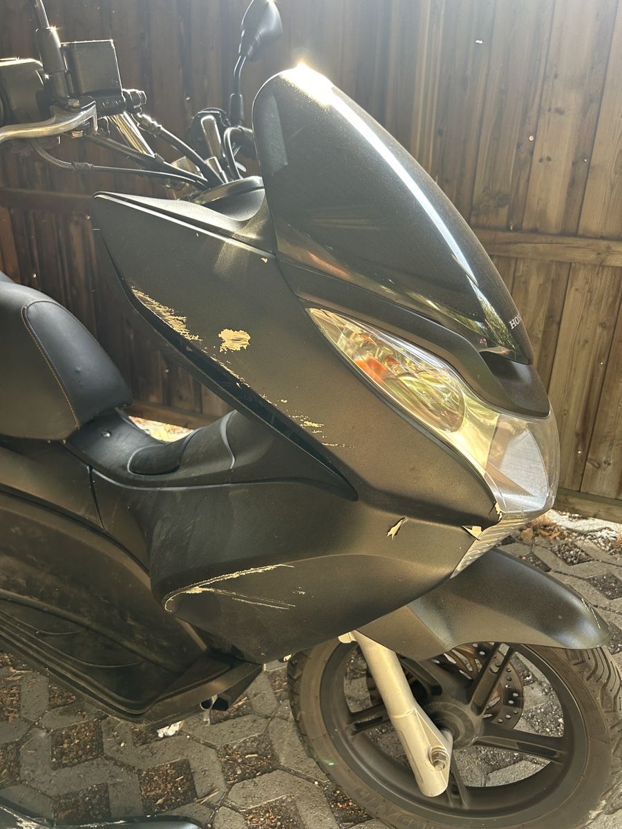 Honda Scooters: Honda PCX 125ccm, 2012, Occasion – Gebraucht aus Bolligen von qui_7h67 5
