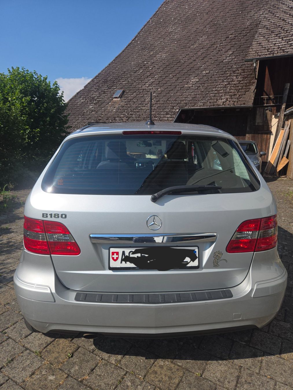 Mercedes-Benz Autos: Mercedes Benz B180 Blue – D'occasion à Ammerswil AG par Nordpolarmeer 2