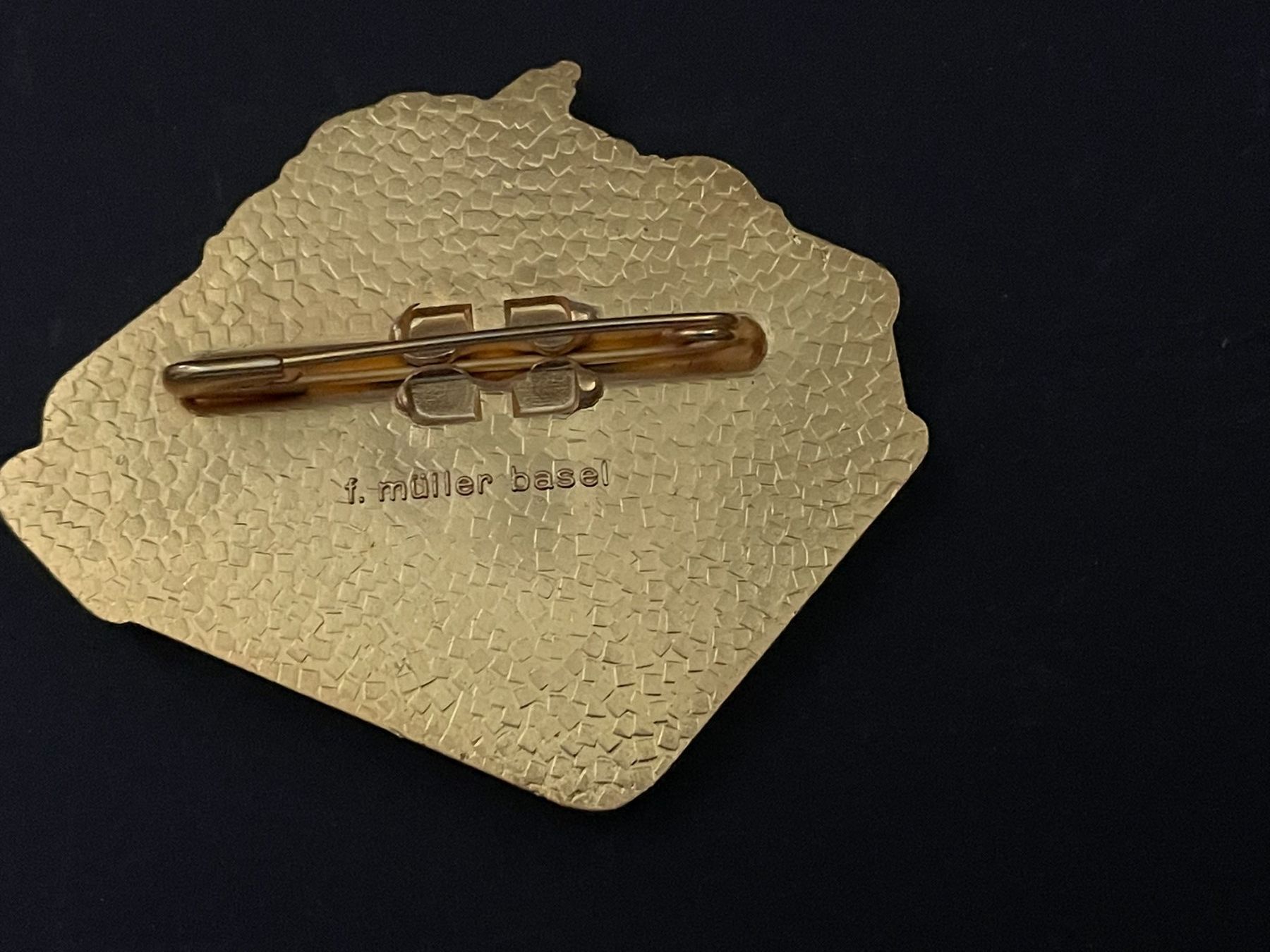 Placchette & Badge: Basler Fasnachtsplakette 1981 Gold – Usato da Aarburg venduto da glaibasel57 1