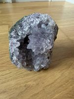 Amethyst-Druse (721 g)  natürlicher Kristallstein