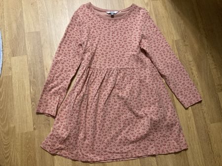 Mädchen Langarmkleid Gr. 128