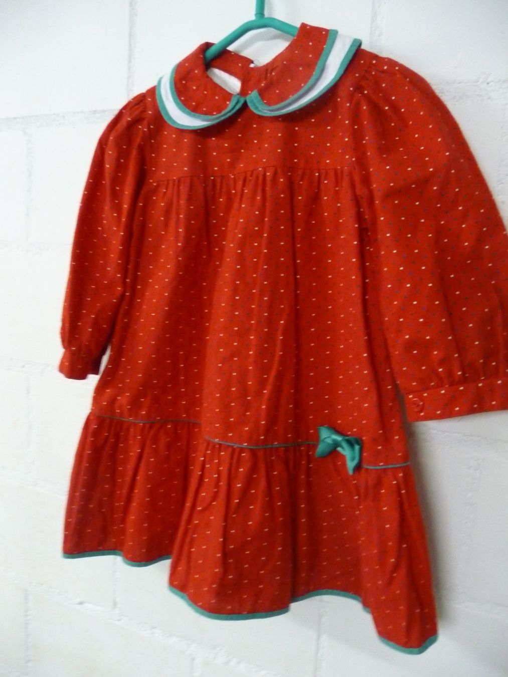 Vestiti & Gonne: Mädchenkleid Gr. 92, Top Zustand – Nuovo (secondo la descrizione) da Kirchberg BE venduto da lavendel02