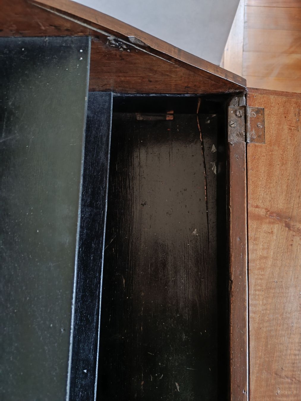 Scrivanie: Petit bureau en pente – Usato da Cossonay-Ville venduto da Aryann34 3