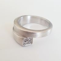 Silberring 925 mit Zirkonia Steinen, Grösse 17.4mm💍