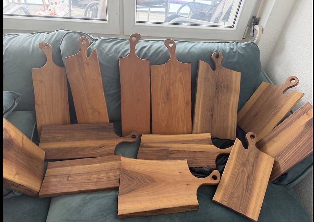 Articoli in legno: Holzbretter Handarbeit – Usato da Winterthur venduto da JelenaP01