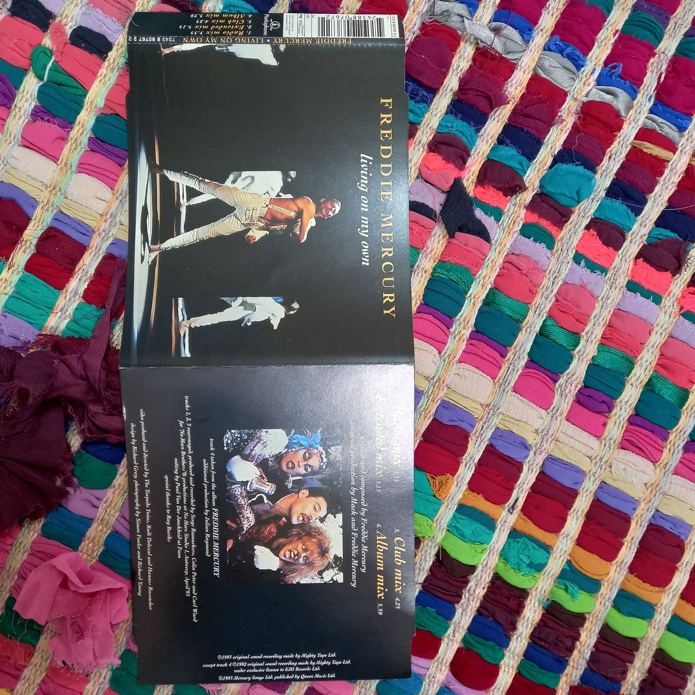 CD: Freddie mercury- living... – Usato da St-Cergue venduto da VeganWarrior