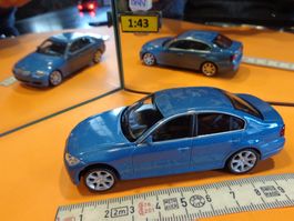 BMW 330i  1:43 (mit Box) Welly   > (Ban)