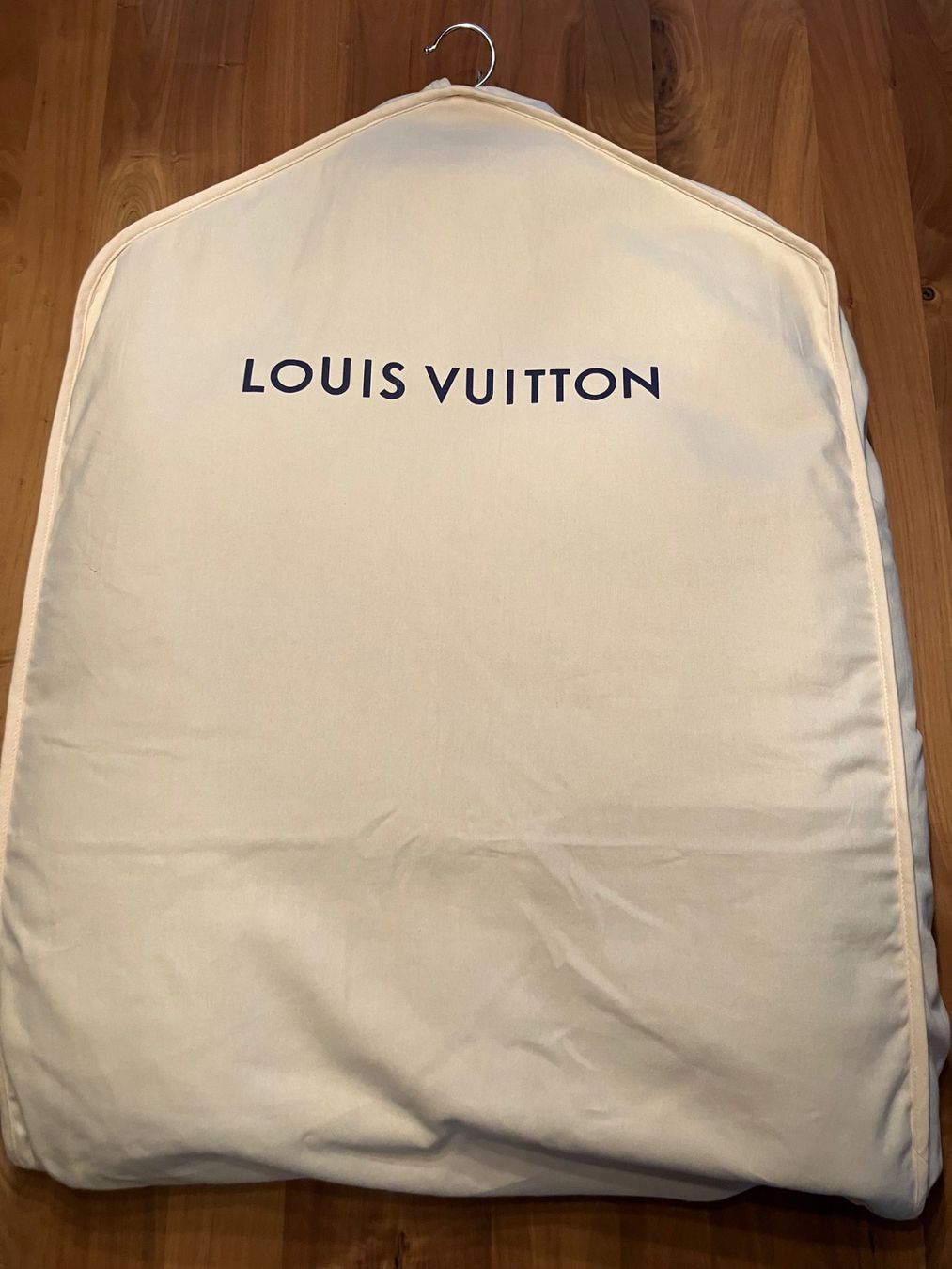 Louis Vuitton Giacche: Louis Vuitton Monogram Pufferjacke Gr. 50 – Nuovo e nell'imballaggio originale da Zäziwil venduto da Bewy1 5
