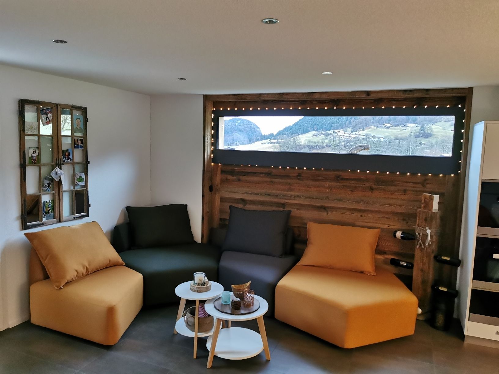 Livom Sofas: Sofa (modular) – Gebraucht aus Diemtigen von Jaeggu 3