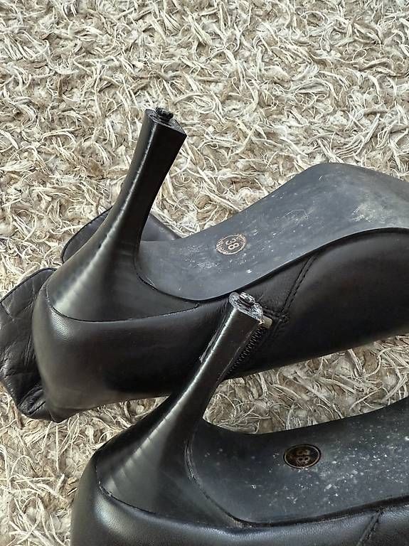Scarpe da donna: Heeled ankle boots – Usato da Domat/Ems venduto da sar_mc7t 2