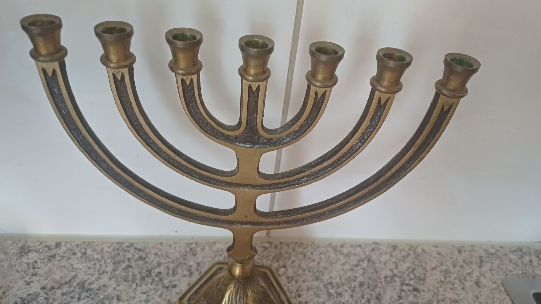 Portacandele: Schöne Menora Jerusalem  – Usato da Flawil venduto da Naphtali 4