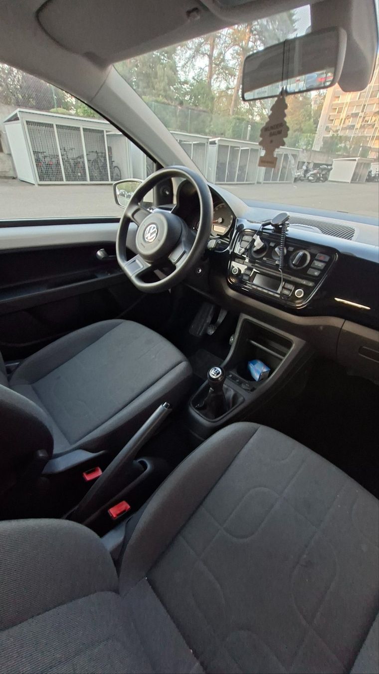 VW Autos: Volkswagen UP 1.0 BMT – D'occasion à Chêne-Bougeries par Driveoo 7